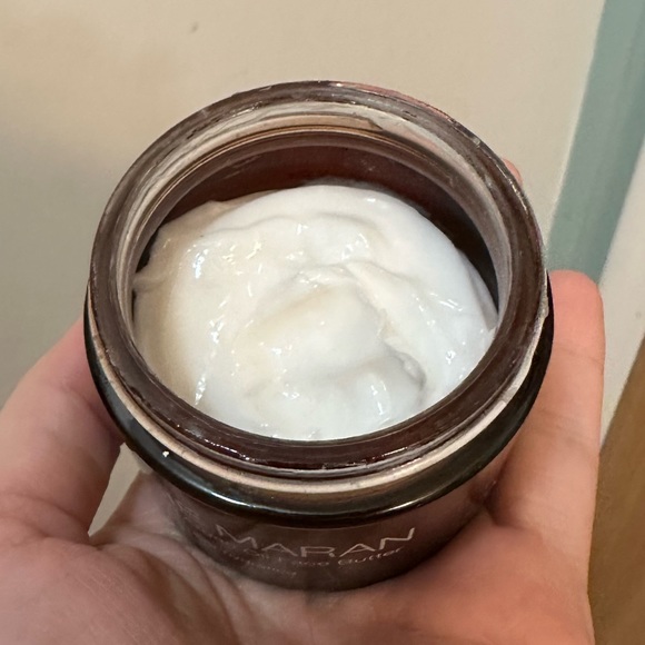 Josie Maran Whipped Argan Oil Face Butter - Picture 2 of 3